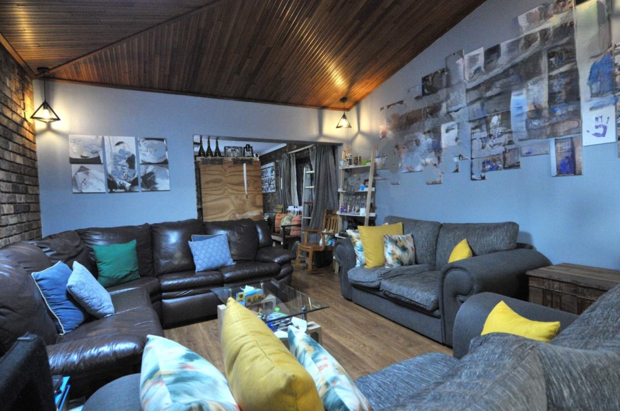3 Bedroom Property for Sale in Wingate Park Gauteng