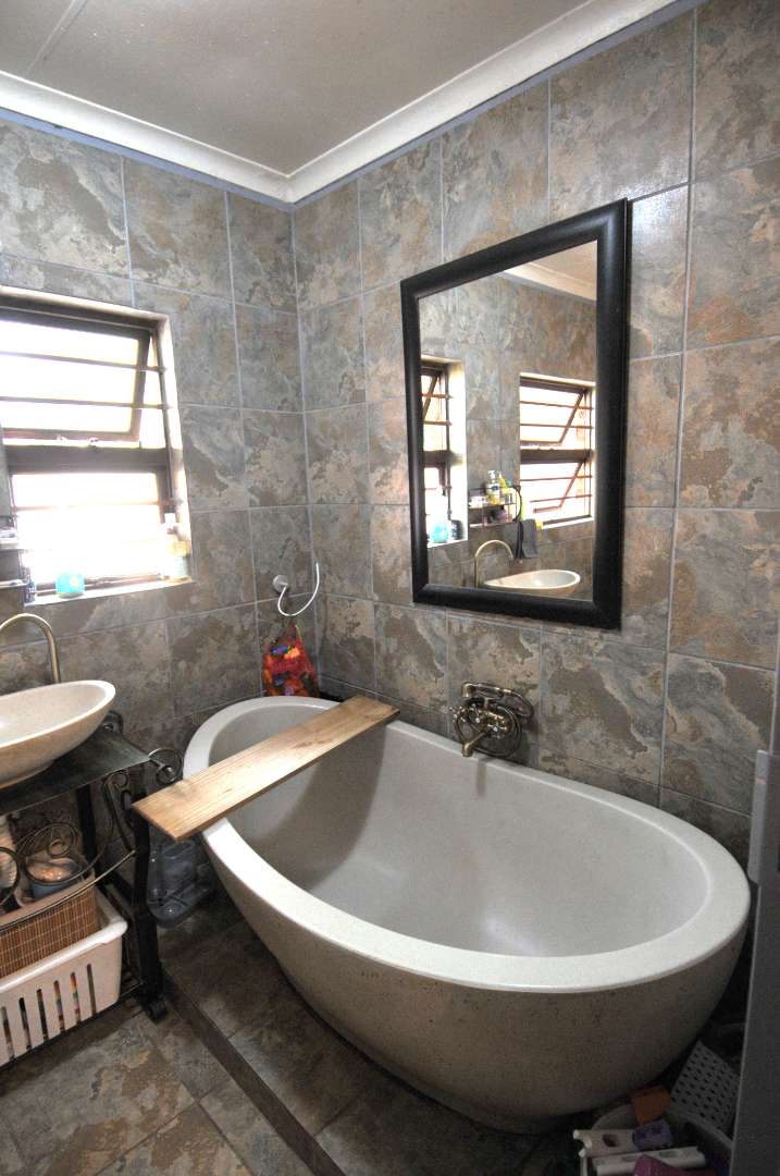 3 Bedroom Property for Sale in Wingate Park Gauteng