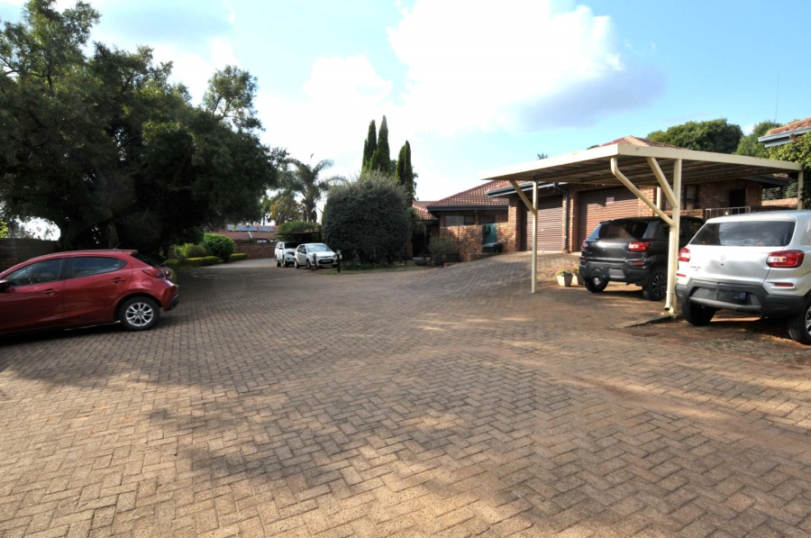 3 Bedroom Property for Sale in Wingate Park Gauteng