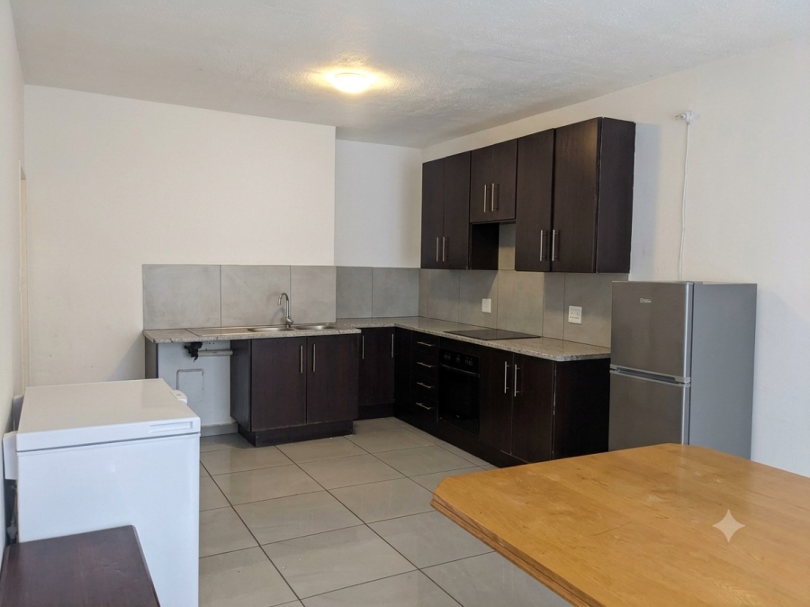 2 Bedroom Property for Sale in Windsor East Gauteng