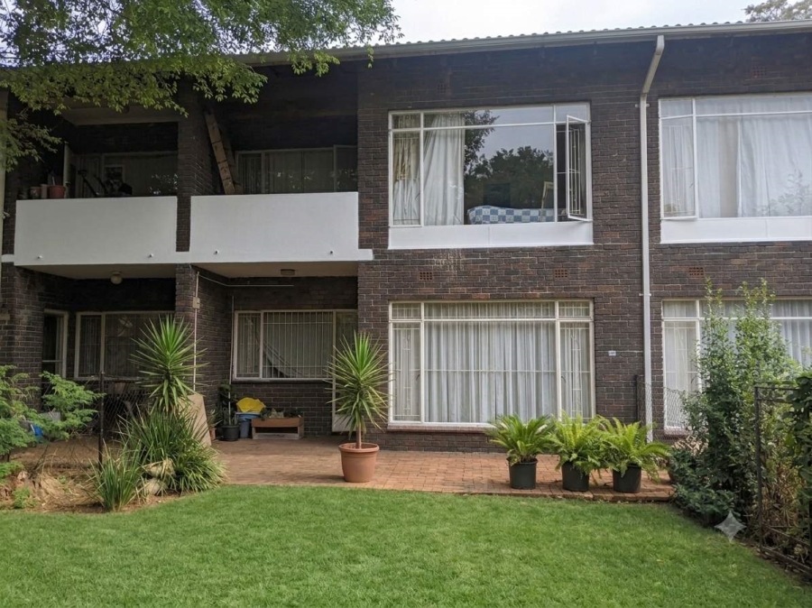 2 Bedroom Property for Sale in Windsor East Gauteng