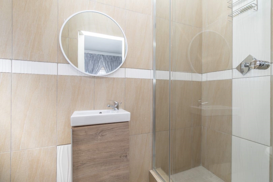 4 Bedroom Property for Sale in Pinehaven Gauteng
