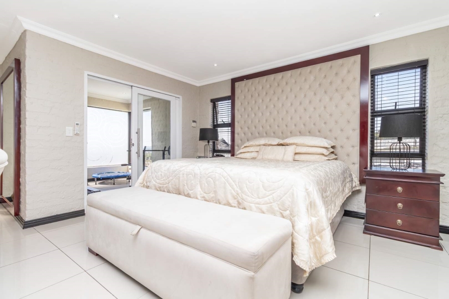 4 Bedroom Property for Sale in Pinehaven Gauteng