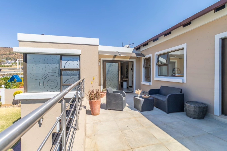 4 Bedroom Property for Sale in Pinehaven Gauteng