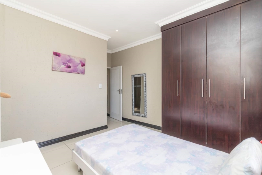 4 Bedroom Property for Sale in Pinehaven Gauteng