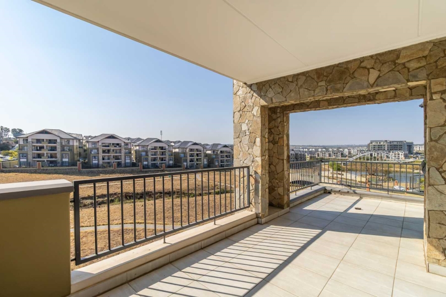 2 Bedroom Property for Sale in Waterfall Gauteng