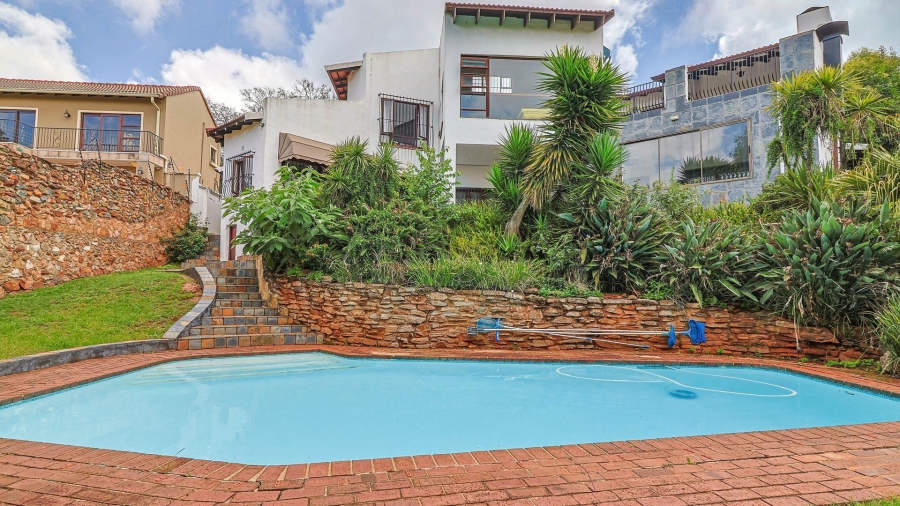 5 Bedroom Property for Sale in Northcliff Gauteng