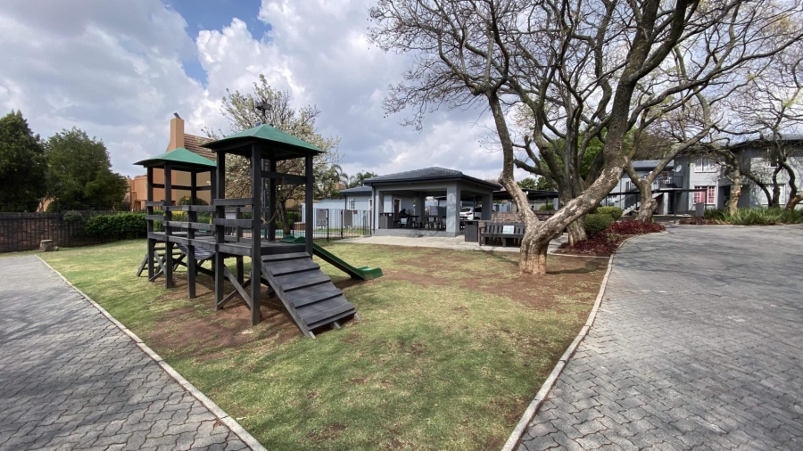 To Let 2 Bedroom Property for Rent in Boskruin Gauteng
