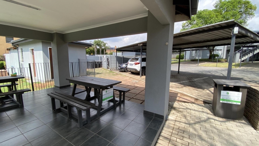 To Let 2 Bedroom Property for Rent in Boskruin Gauteng