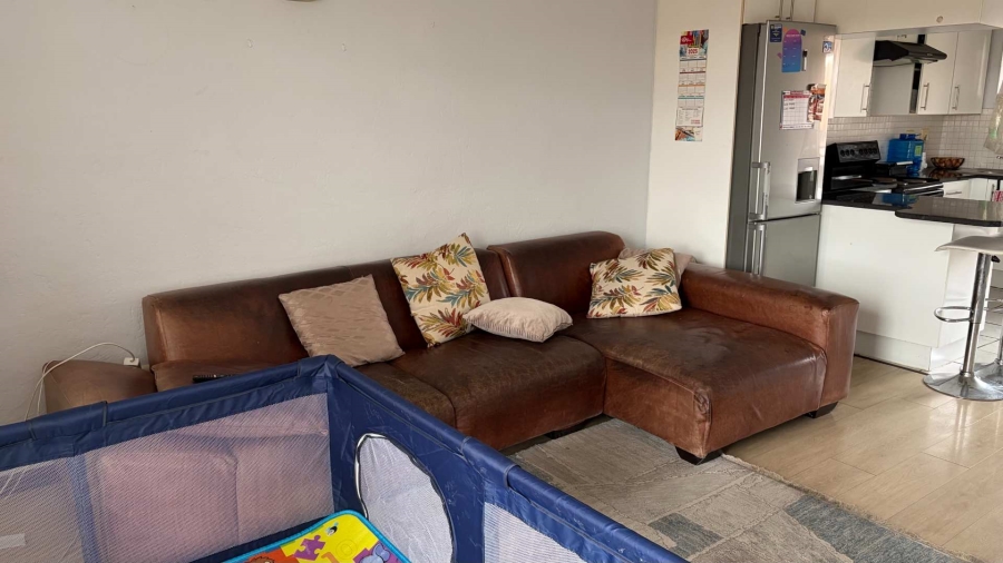 2 Bedroom Property for Sale in Buccleuch Gauteng