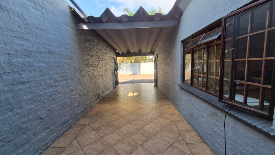 3 Bedroom Property for Sale in Aston Manor Gauteng