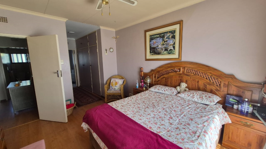 3 Bedroom Property for Sale in Aston Manor Gauteng