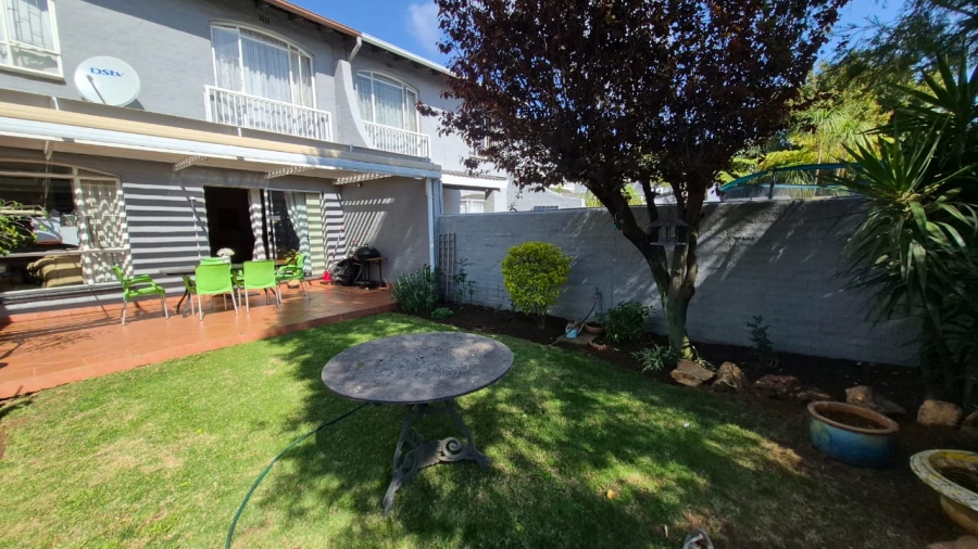 3 Bedroom Property for Sale in Aston Manor Gauteng