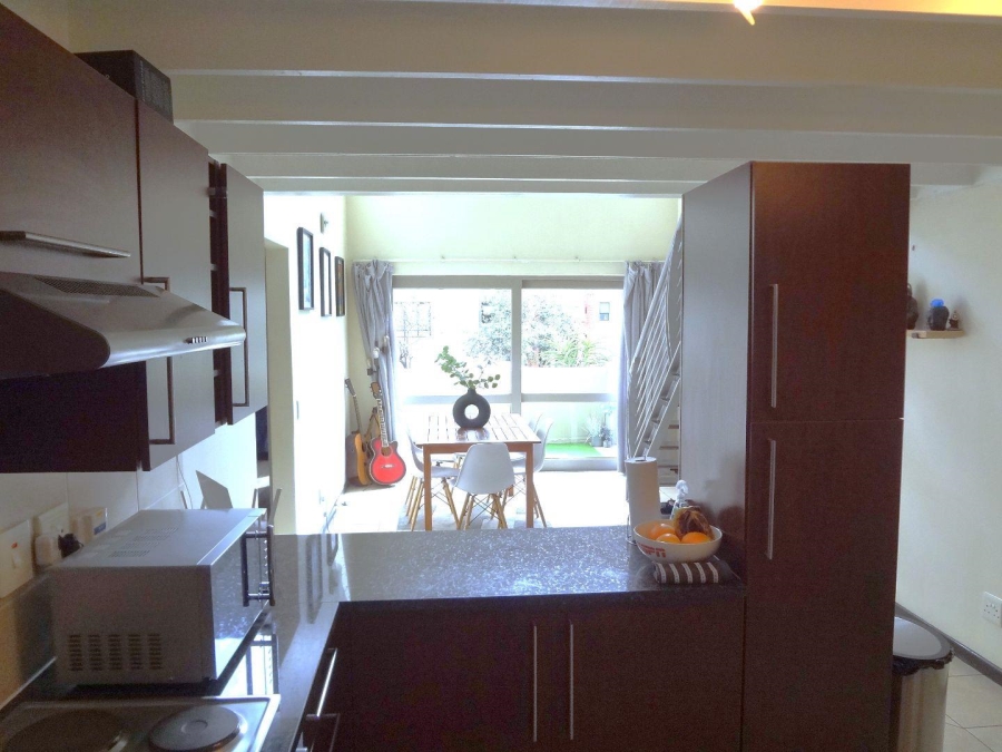 To Let 2 Bedroom Property for Rent in Lonehill Gauteng