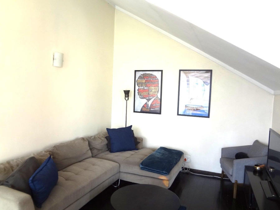To Let 2 Bedroom Property for Rent in Lonehill Gauteng