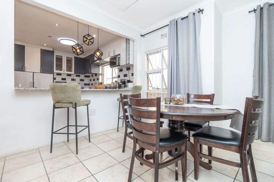 To Let 3 Bedroom Property for Rent in Morningside Manor Gauteng