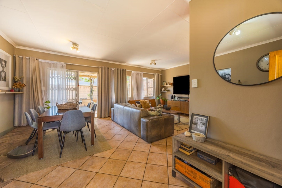 2 Bedroom Property for Sale in Equestria Gauteng