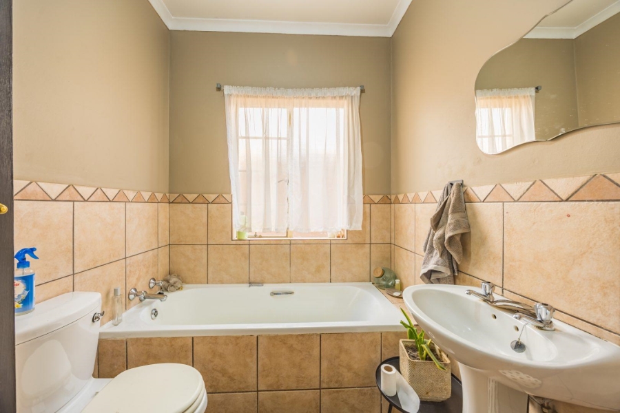 2 Bedroom Property for Sale in Equestria Gauteng