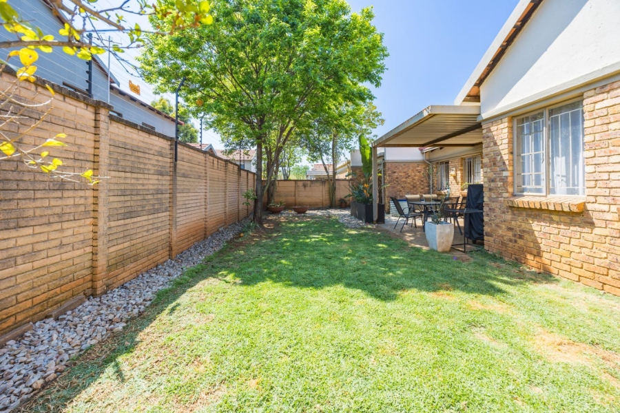 2 Bedroom Property for Sale in Equestria Gauteng