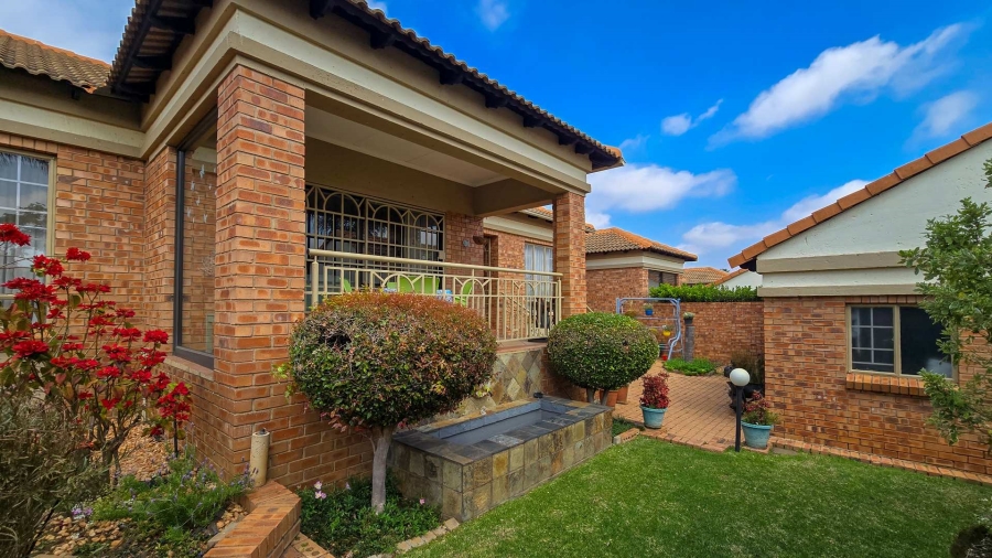 3 Bedroom Property for Sale in Moreleta Park Gauteng