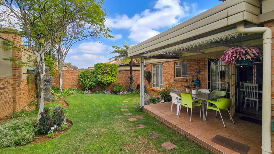 3 Bedroom Property for Sale in Moreleta Park Gauteng