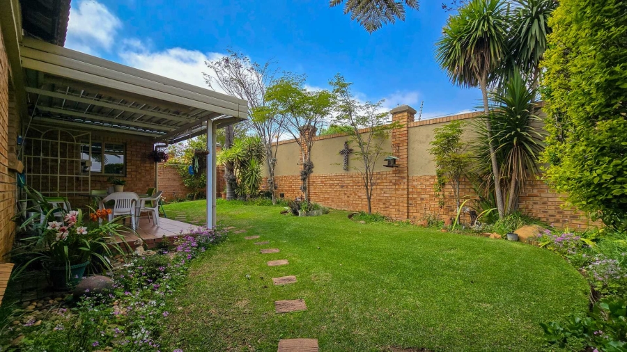 3 Bedroom Property for Sale in Moreleta Park Gauteng