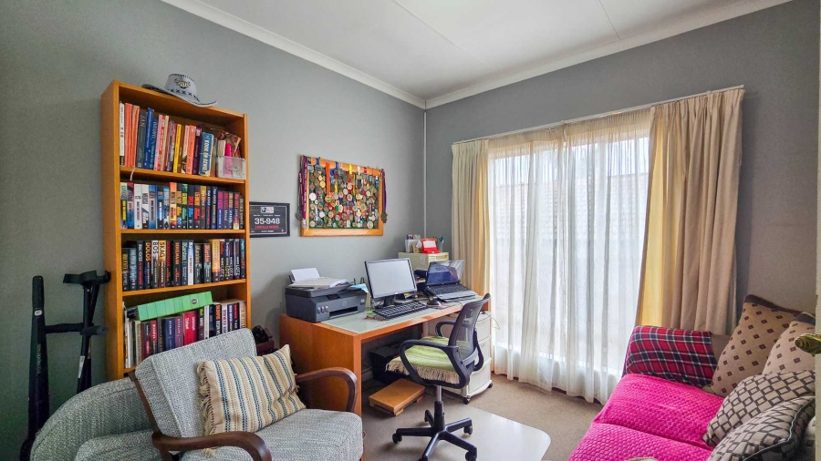 3 Bedroom Property for Sale in Moreleta Park Gauteng