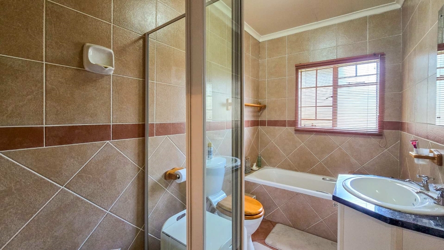 3 Bedroom Property for Sale in Moreleta Park Gauteng