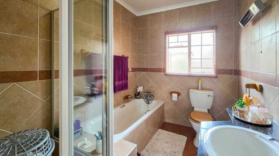 3 Bedroom Property for Sale in Moreleta Park Gauteng