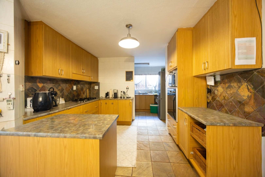 3 Bedroom Property for Sale in La Montagne Gauteng
