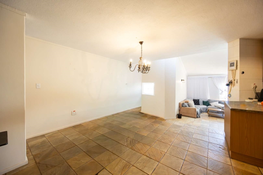 3 Bedroom Property for Sale in La Montagne Gauteng