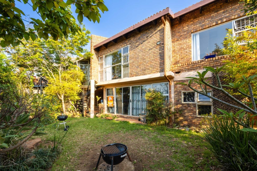 3 Bedroom Property for Sale in La Montagne Gauteng