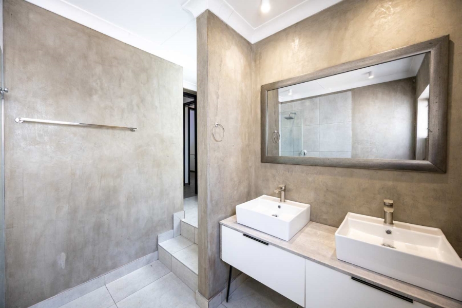 4 Bedroom Property for Sale in Brooklyn Gauteng