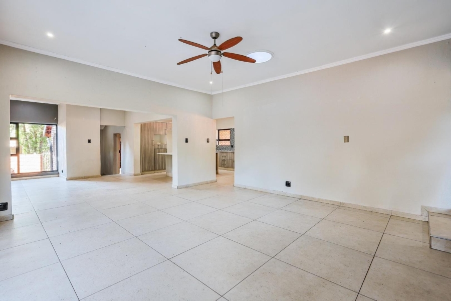 4 Bedroom Property for Sale in Die Wilgers Gauteng