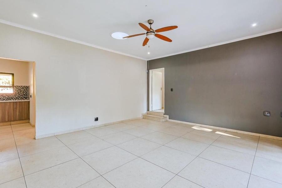 4 Bedroom Property for Sale in Die Wilgers Gauteng