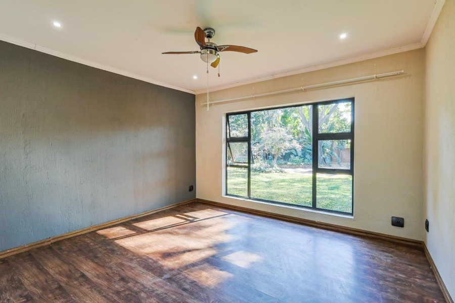 4 Bedroom Property for Sale in Die Wilgers Gauteng