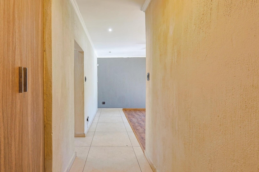 4 Bedroom Property for Sale in Die Wilgers Gauteng