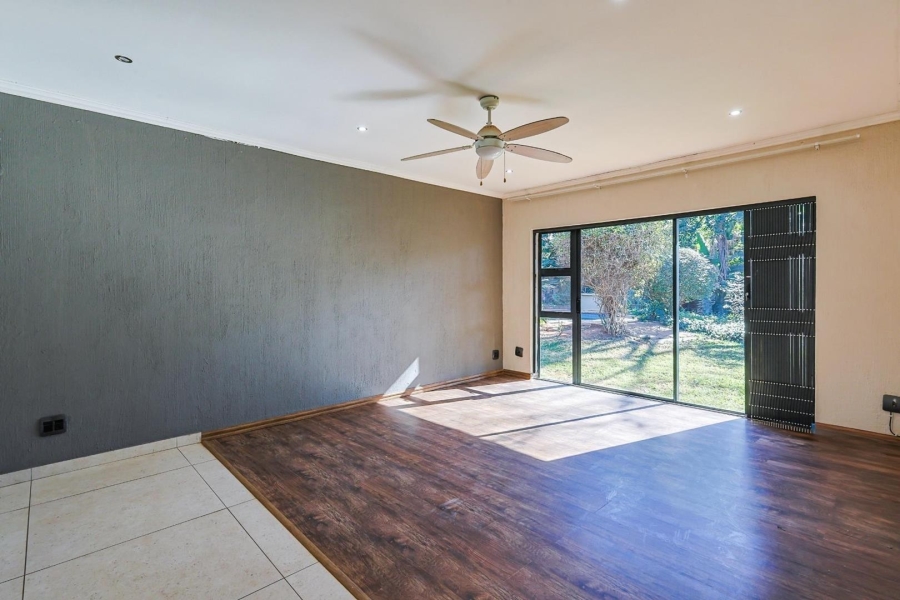 4 Bedroom Property for Sale in Die Wilgers Gauteng