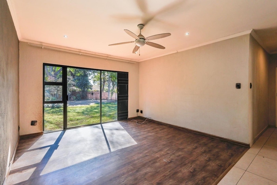4 Bedroom Property for Sale in Die Wilgers Gauteng