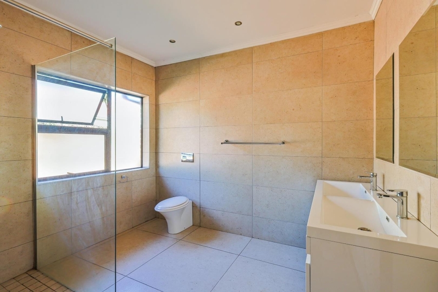 4 Bedroom Property for Sale in Die Wilgers Gauteng