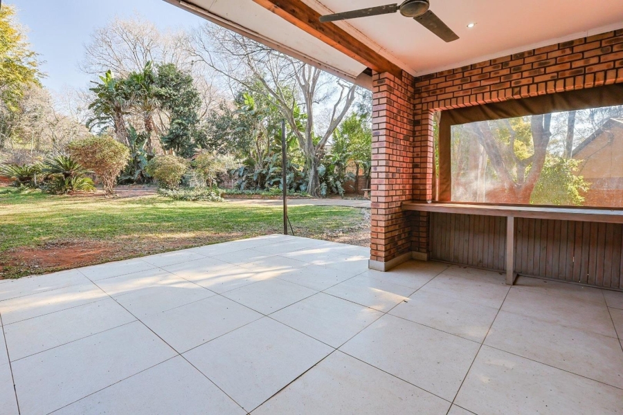 4 Bedroom Property for Sale in Die Wilgers Gauteng