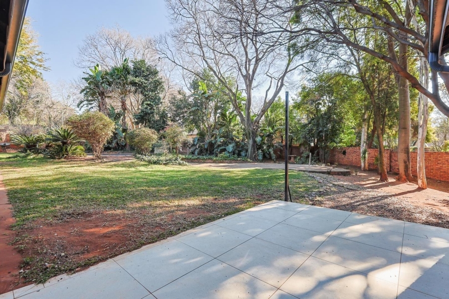 4 Bedroom Property for Sale in Die Wilgers Gauteng