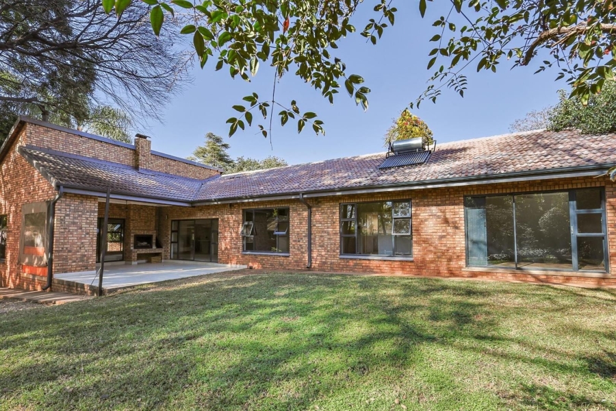 4 Bedroom Property for Sale in Die Wilgers Gauteng