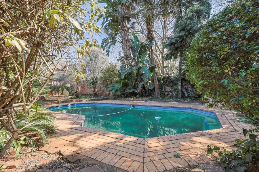 4 Bedroom Property for Sale in Die Wilgers Gauteng