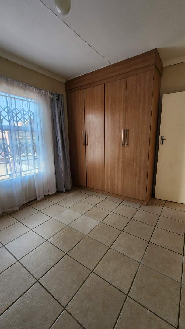 To Let 3 Bedroom Property for Rent in Heatherview Gauteng
