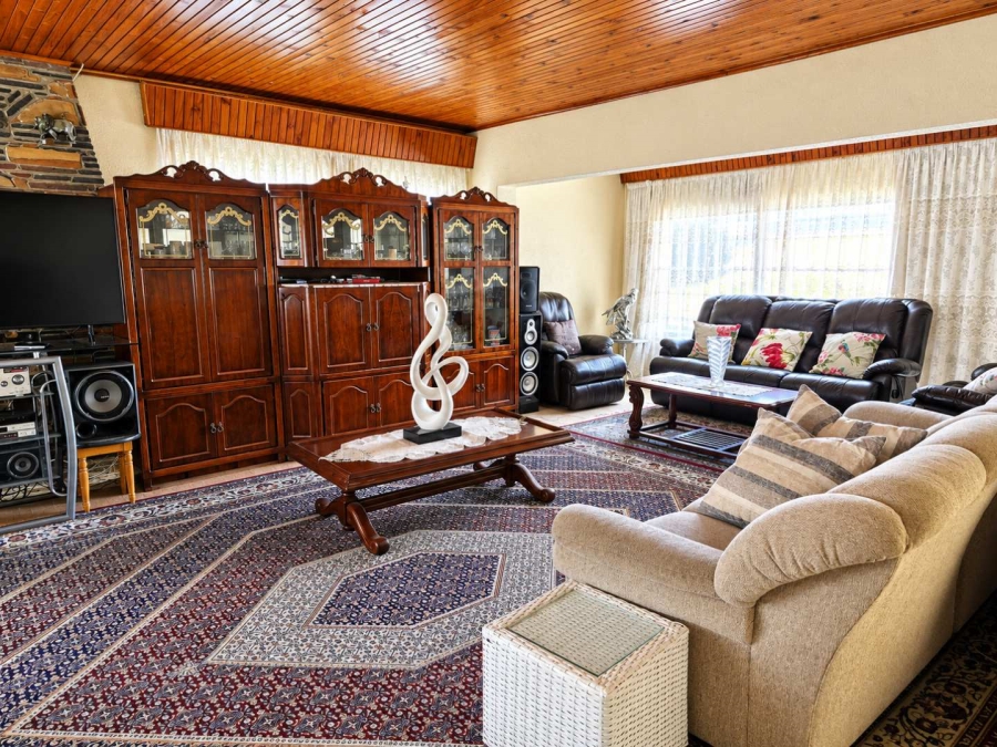 3 Bedroom Property for Sale in Glenvista Gauteng