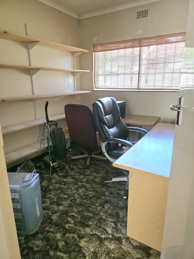 3 Bedroom Property for Sale in Glenvista Gauteng