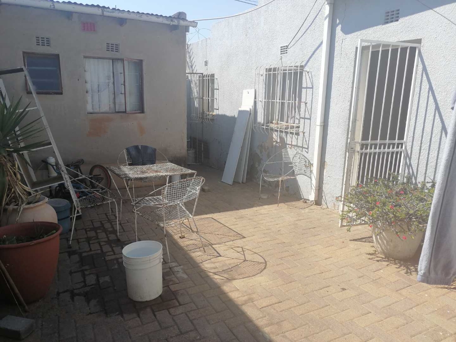 3 Bedroom Property for Sale in Rosettenville Gauteng