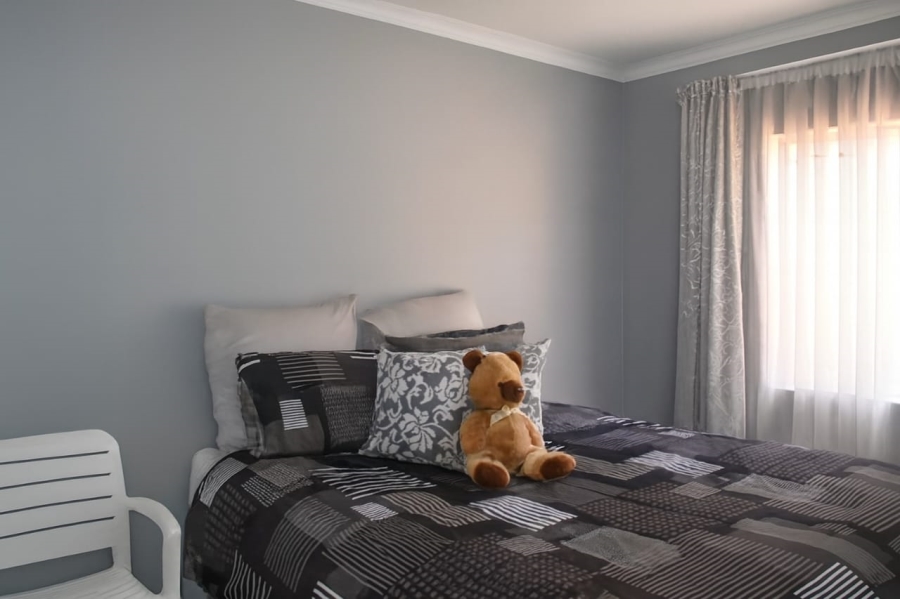 To Let 2 Bedroom Property for Rent in Protea Glen Gauteng
