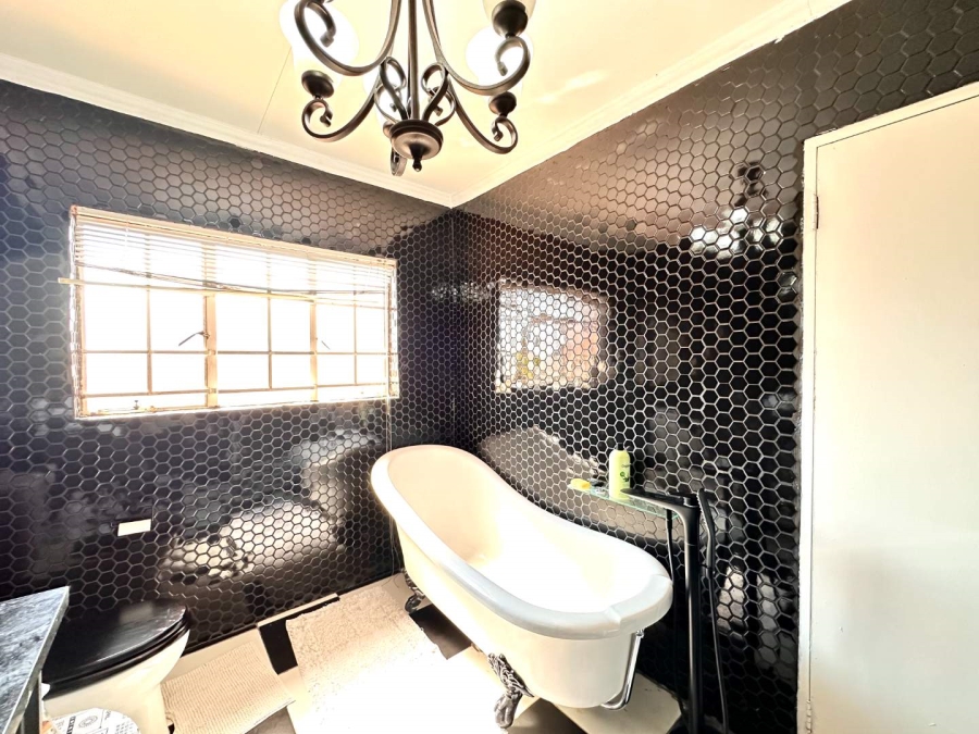 3 Bedroom Property for Sale in Equestria Gauteng
